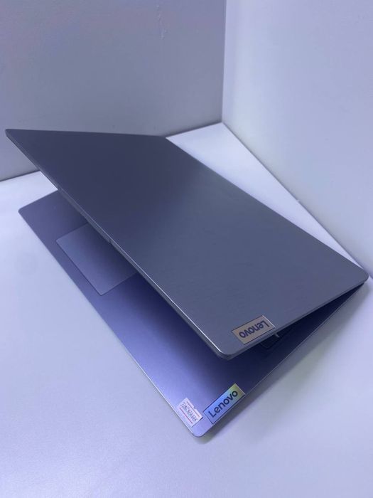 Ноутбук Lenovo *КН126973