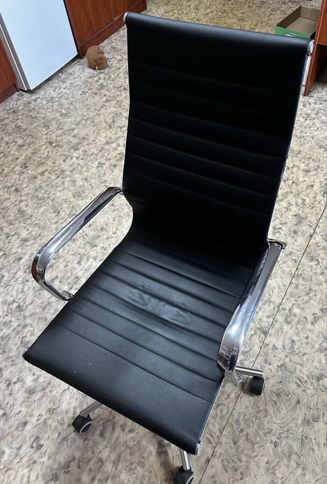 Продам Кресло офисное