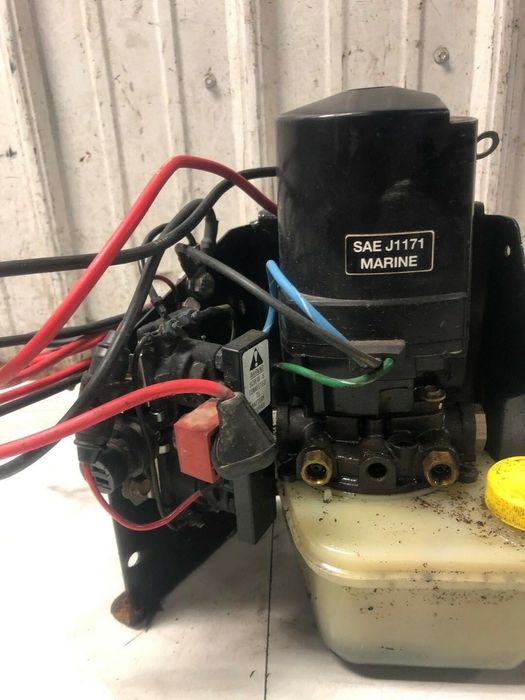 Хидравлична помпа за зет колона Mercruiser