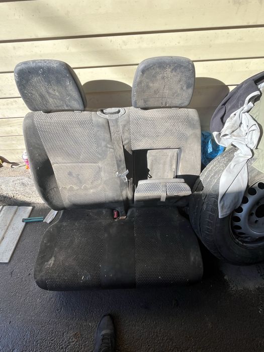 продам турбокомпрессор на мерседес спринтер 109