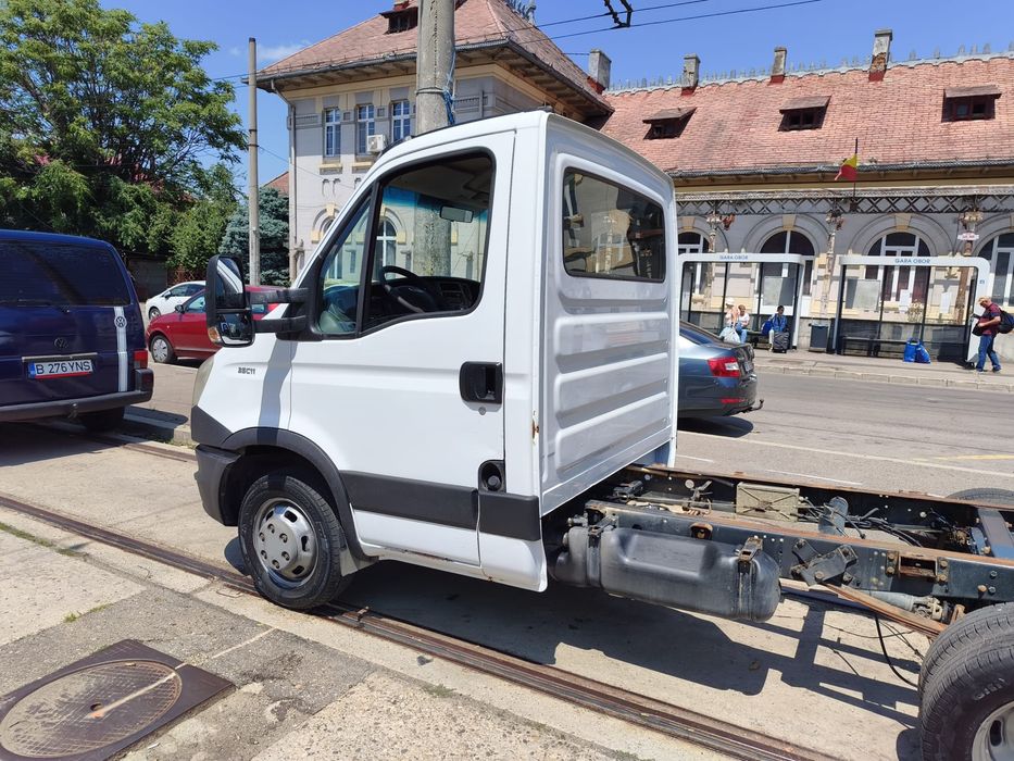 Iveco Daily sasiu 3m (basculabil )
