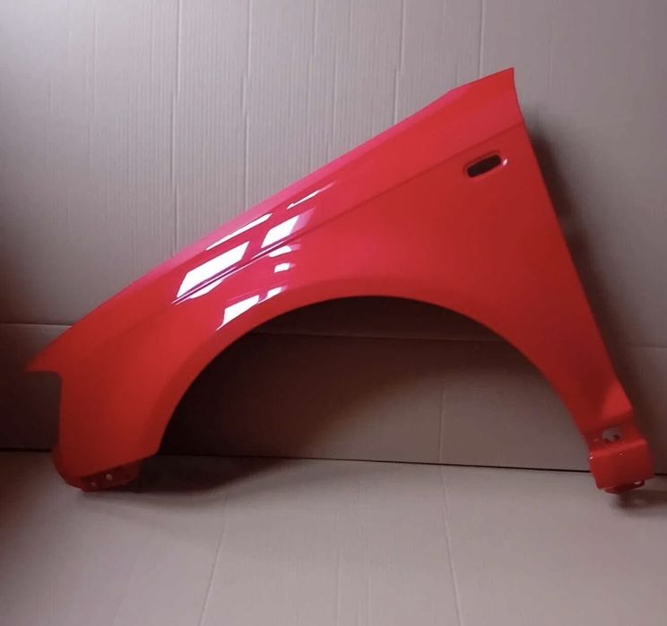 Aripa stanga fata NOUA vopsita rosu LY3J Audi A3 8P 2003 - 2008