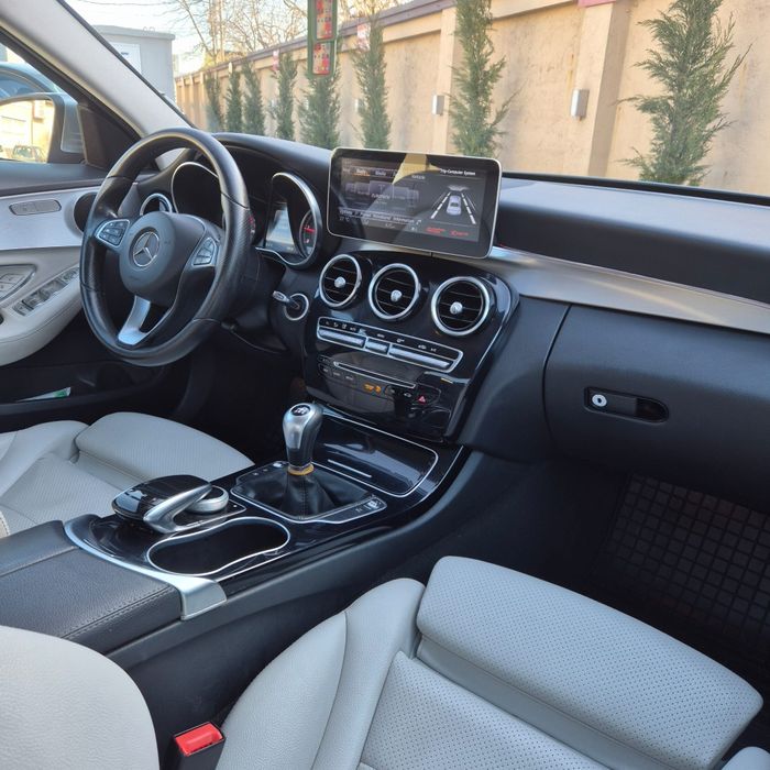 Vand Mercedes Benz C Class Luxury Line
- Recent adus in tara
- Servisa