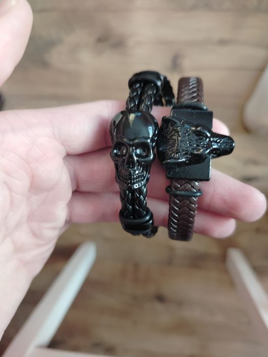 Продам браслеты новые