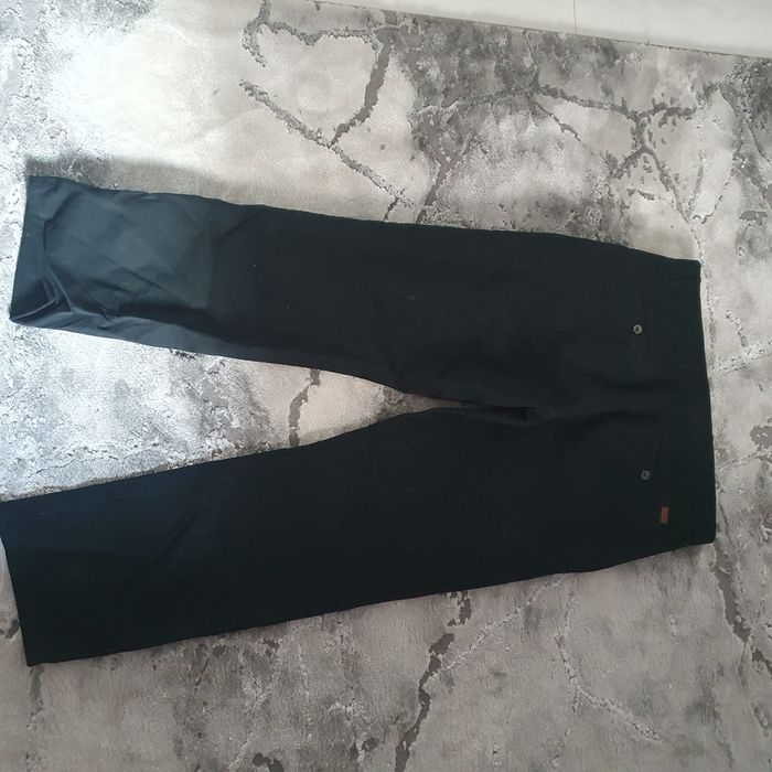 Pantaloni noi barbati L