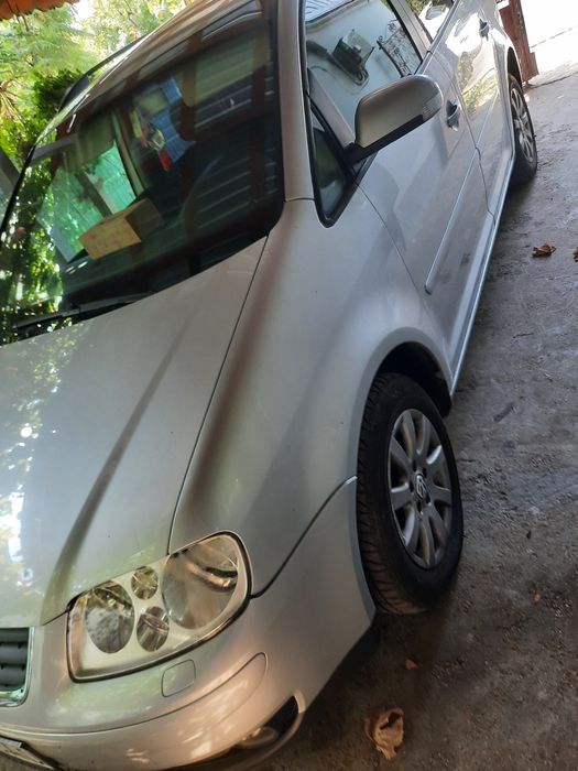 VOLKSWAGEN Touran 2006 — imagine 3