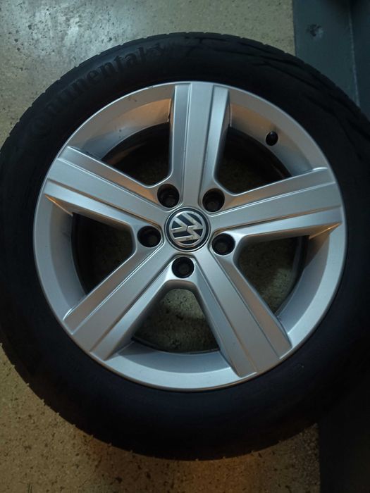 Set 4 jante aliaj cu anvelope de vara 205/55 R16 /6.5JX 16