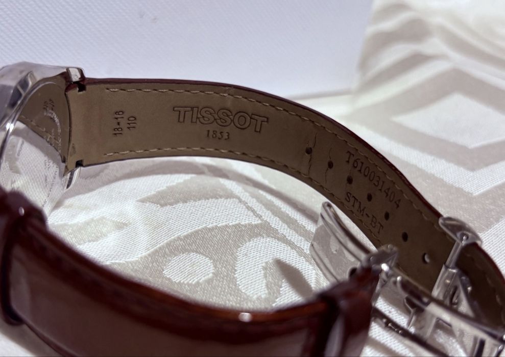 Vand ceas tissot 1853 original de dama. Nou fiind 2000 de lei