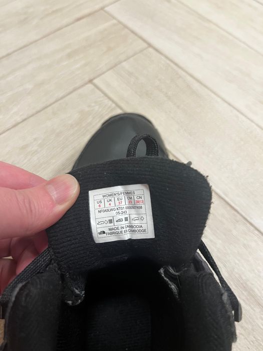 Зимние кроссовки the north face