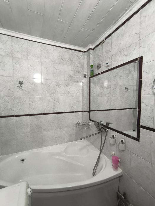 Продается 2-х комнатная, район б.Пушкина