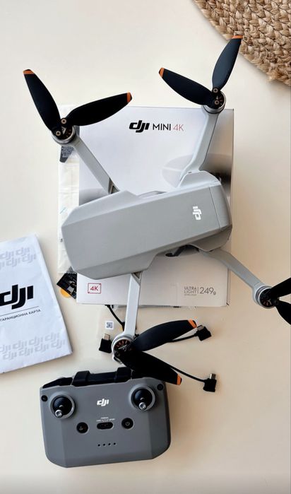 Дрон dji 4k mini нов