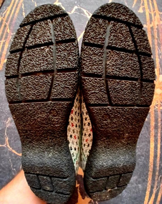 Pantofi damă eleganți!