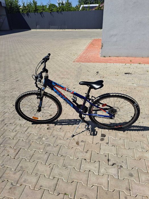 Bicicletă de drumeție.