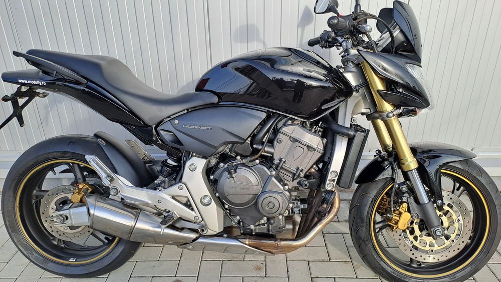 MotoFly Ploiesti vinde Honda Hornet 2007