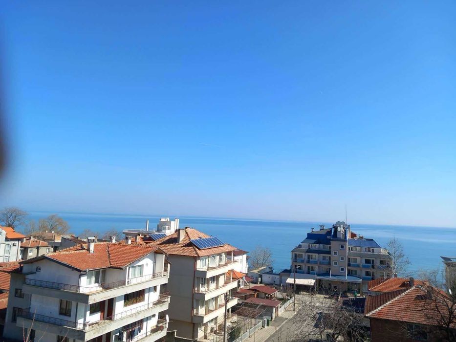 Продава се Двустаен апартамент в Обзор - 84 кв.м за 1727 €/кв.м - Снимка #1