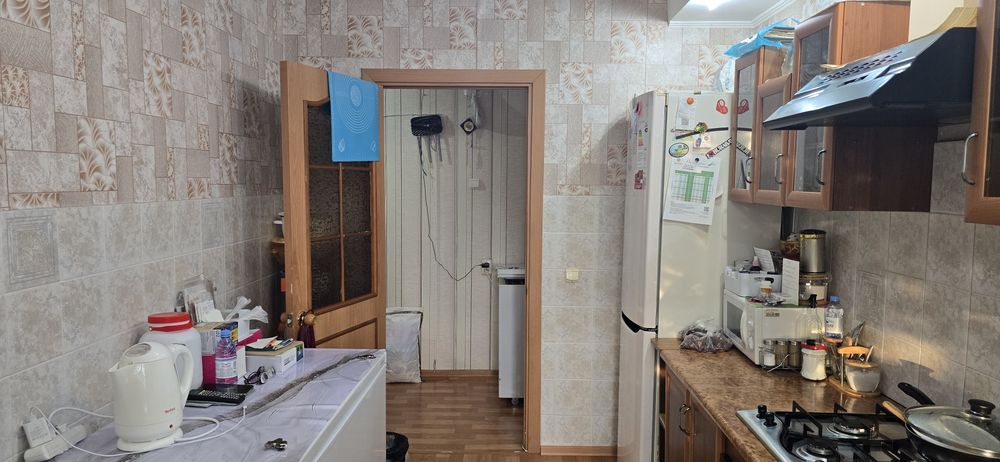 Продам 4-х комнатную комнату