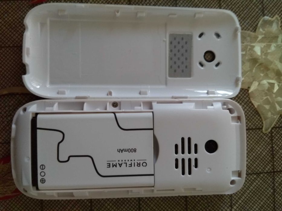 Продам сотовый телефон S10