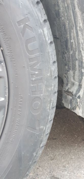 Anvelope 235 55  r19