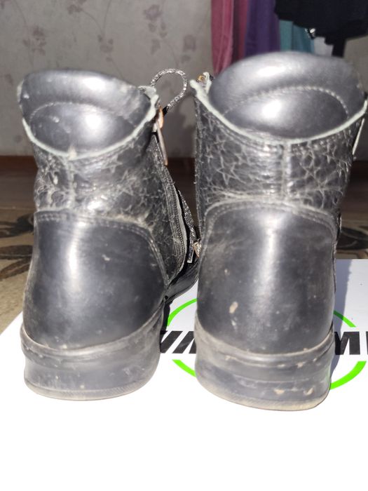 Ботинки зимние кожаные 30 размер