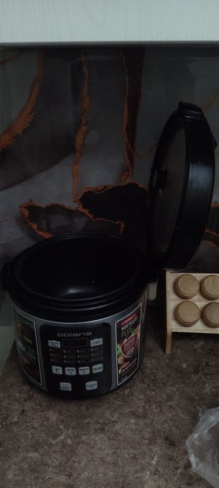 Продам мультиварку Polaris