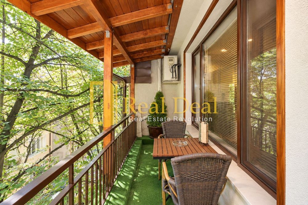 Дава се под наем Тристаен апартамент в София, Център - 140 кв.м за 1079 € - Снимка #8