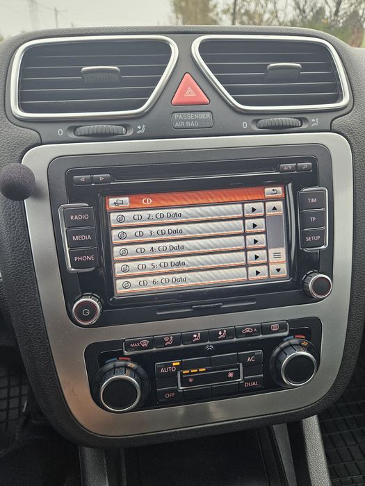 Vând navigatie Vw Scirocco