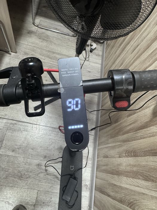 Электро самокат xiaomi m365PRO