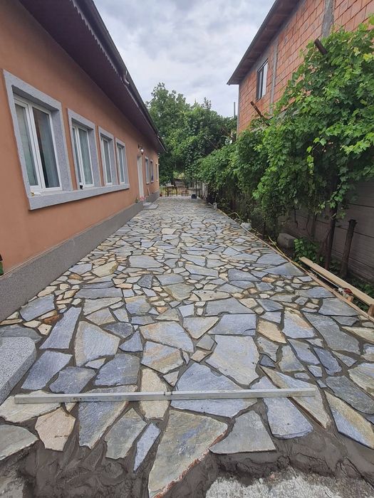Executam lucrari din piatra naturala ne deplasam oriunde în tara, montaj profesional