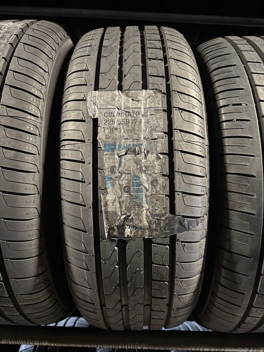Anvelope Noi 225/55/17 Pirelli