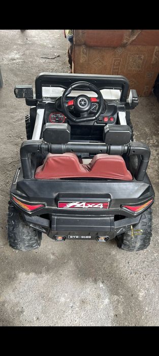 Детски машина продается