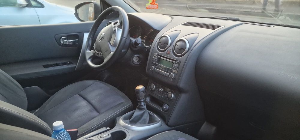 Vând Nissan Qashqai