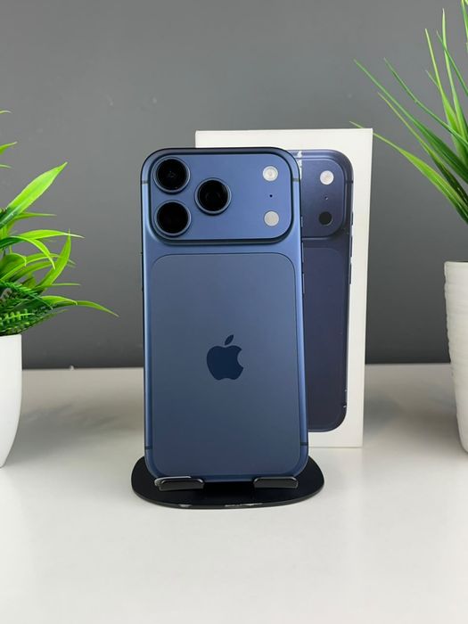 Телефон Apple iPhone 17 Pro 256GB