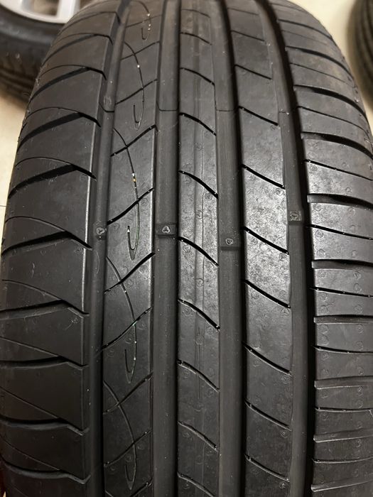 Джанти 16 6.5J 5х114.3 с летни гуми 205/55/16 Мазда