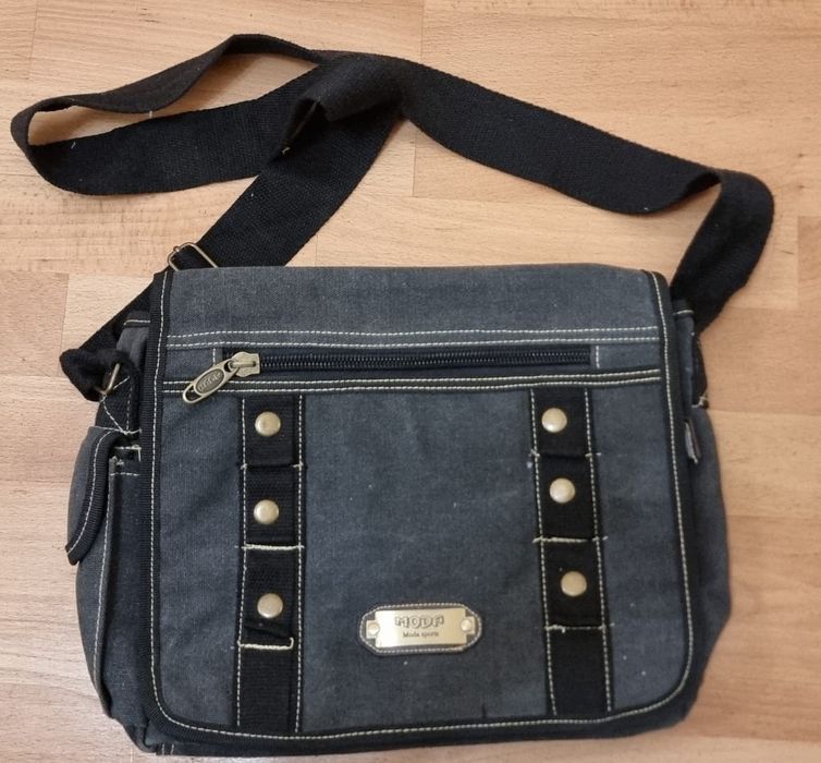 Продается сумка.