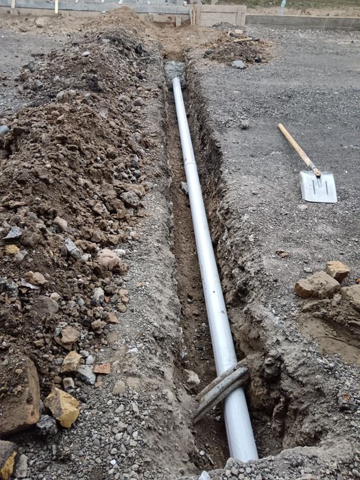 kanalizatsiya  qazish   капот траншия