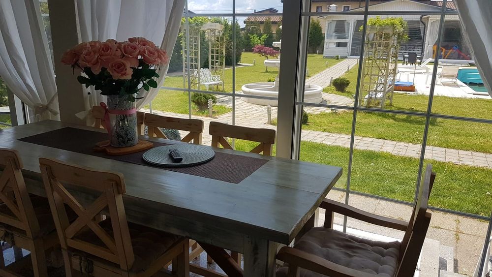 Vila spatioasa cu teren generos