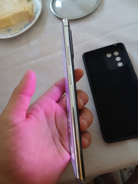 Samsung S10 Lite