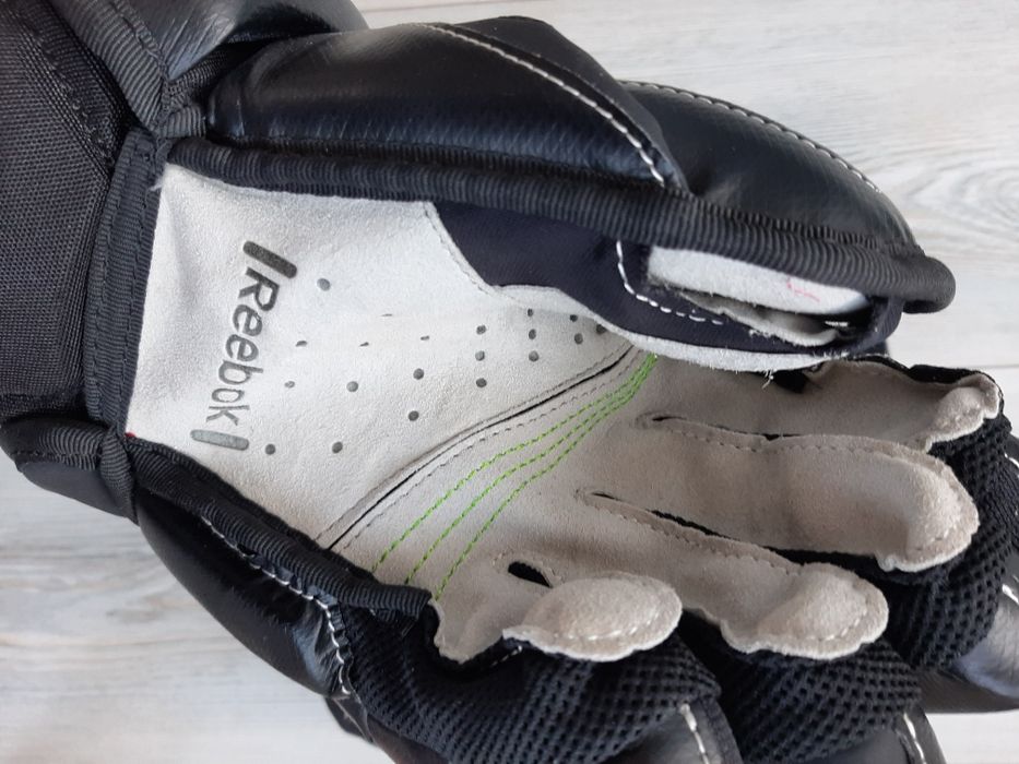 Нови мъжки ръкавици reebok