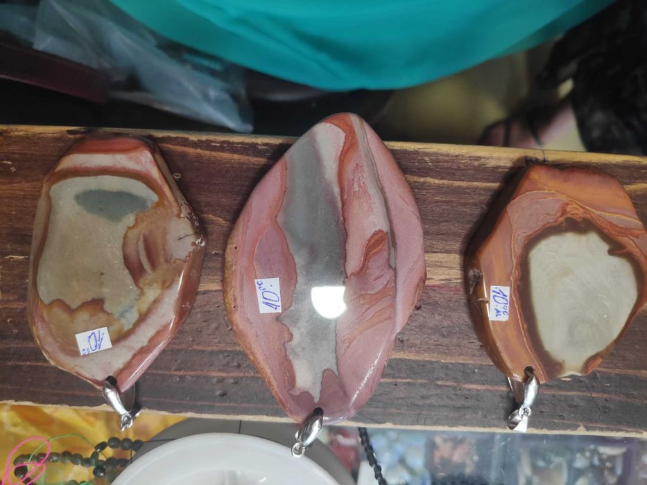 Обемисти висулки от естествен полу-скъпоценен камък