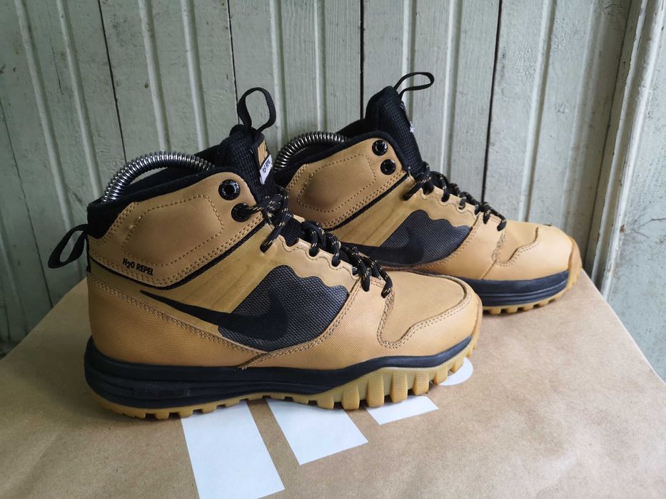 ''Nike Dual Fusion Hills Mid''оригинални маратонки 36 номер