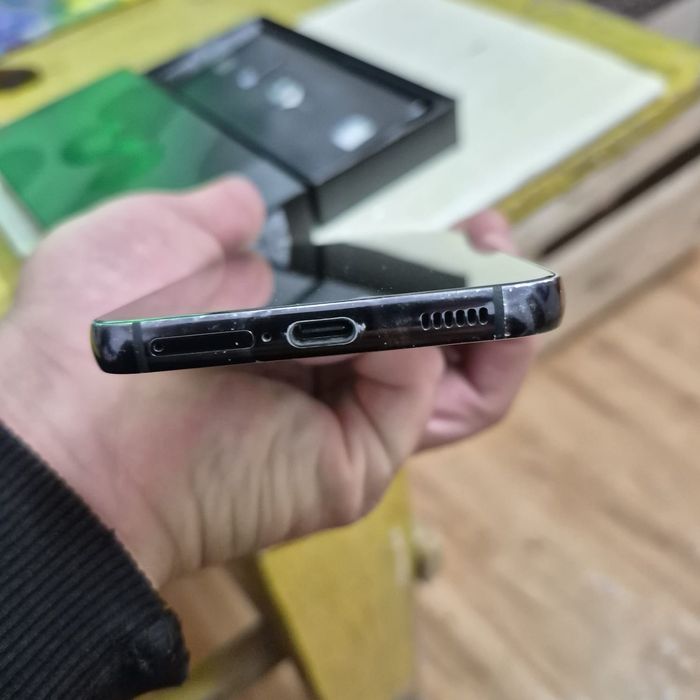 Samsung S22. 128 гб
