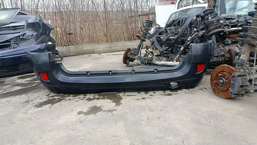 Bara Spate Dacia Logan MCV 2010