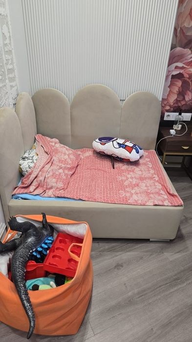 Продам Детский кровать бу