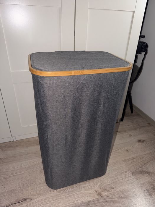 Голям кош за пране с капак