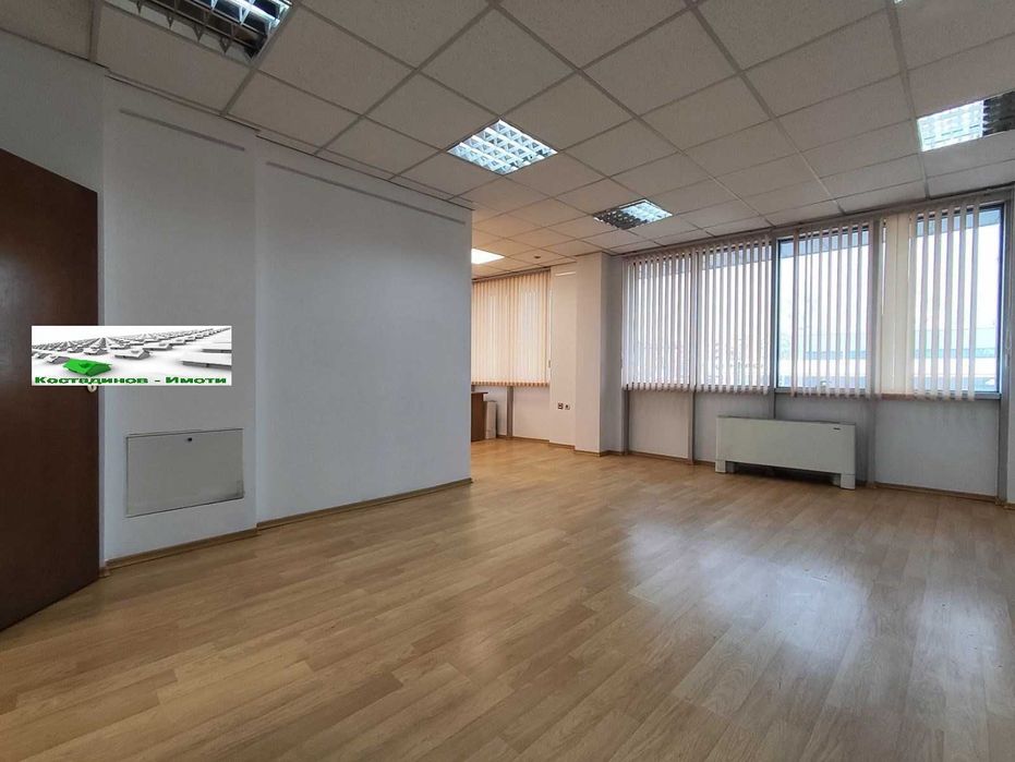 Дава се под наем Офис в Пловдив, Каменица 2 - 160 кв.м за 847.62 € - Снимка #1