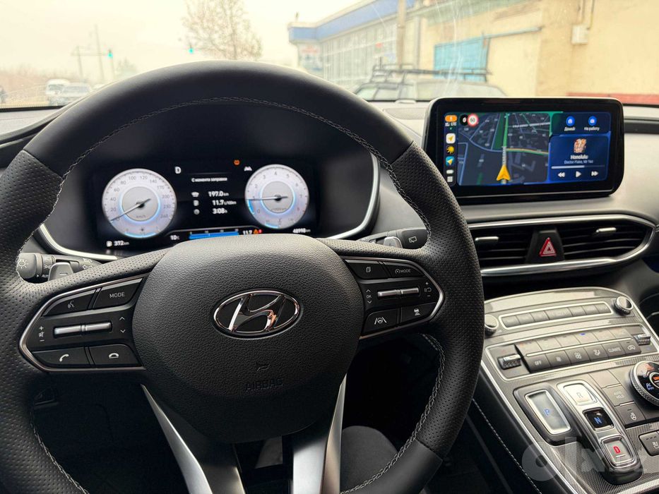 Продаётся Hyundai Santa Fe 3.5, 2021 года выпуска.