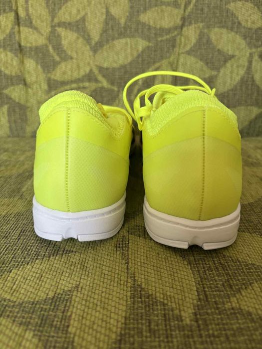 Футболни обувки за зала Adidas X Crazyfast League