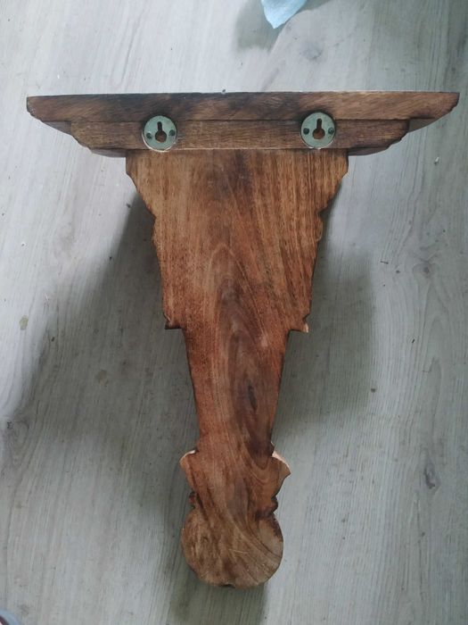 дървена конзола за стена