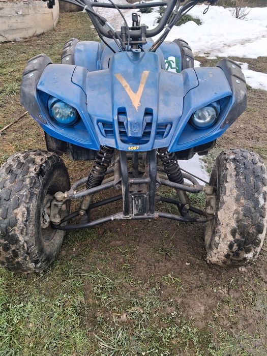 Vând atv 125 cc cu puține defecte 2500 lei sau schimb cu un ultra125