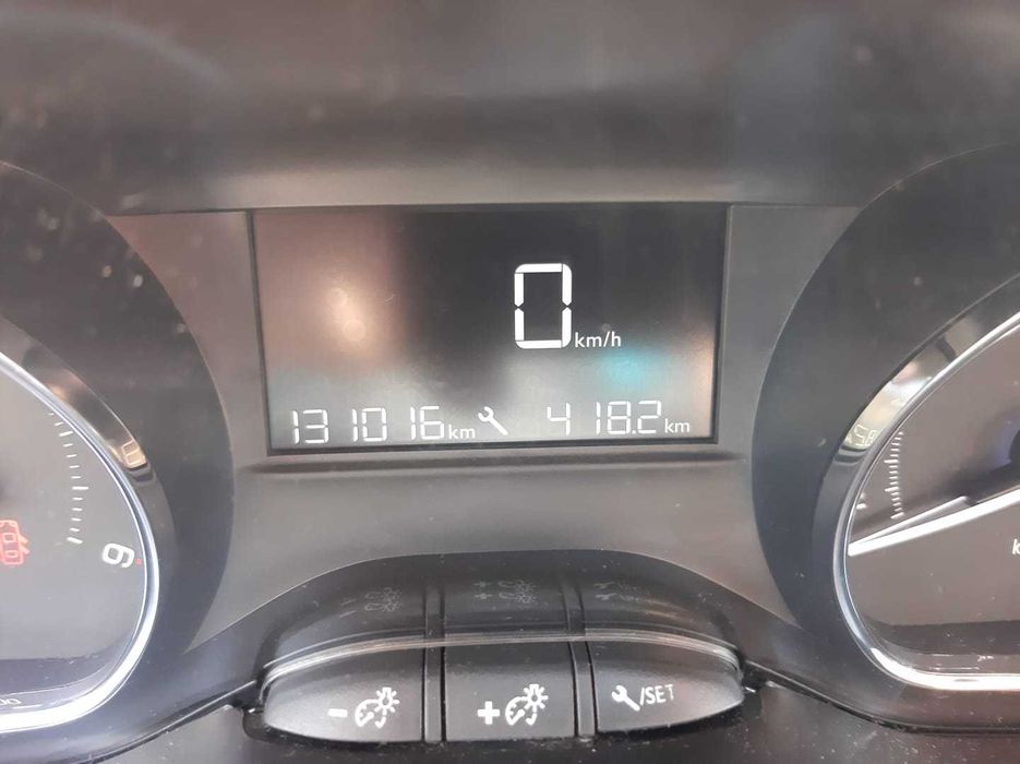 Peugeot 2008 - 1.6 HDi